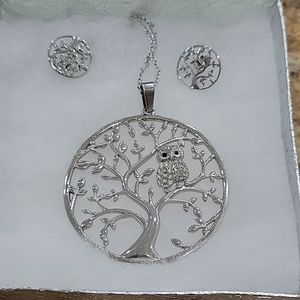 Size 18, color silver